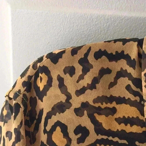 Equipment leopard button down top - Picture 3 of 5